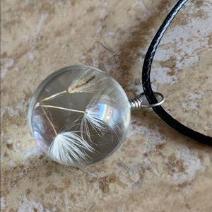 Necklace pendant glass dandelion